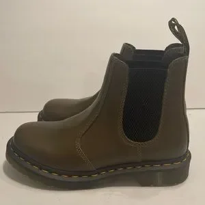 Dr. Martens | Shoes | Dr Martens Embury Crazy Horse Leather  display picture 1